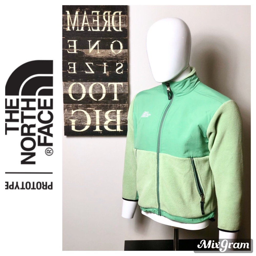 The North Face Light Green Youth Denali Jacket M